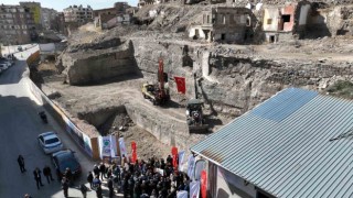 Bakan Özhaseki: Kale Projesi, Niğdenin turizmden istifade etmesini sağlayacak”