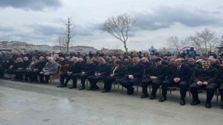 Bakan Yerlikaya: Sizlerin yüzüne daha iyi bakabilmek için, daha fazla hayır duası alabilmek için yarış içerisinde çalışıyoruz