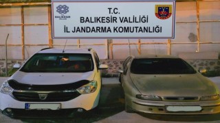 Balıkesirde göçmen kaçakçısı 2 organizatör tutuklandı