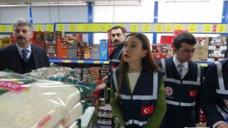 Balıkesirde Ramazan ayı öncesi marketlerde fiyat ve etiket denetimi