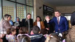 Başkan Adayı Başer sahada ve ulaşılabilir başkan olacağının sözünü verdi