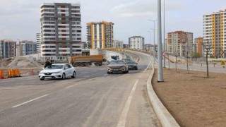 Başkan Büyükkılıç; 150 milyon TLlik yolu TOGG ile deneyimledi