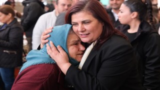Başkan Çerçioğlu, pazaryerinde vatandaşlarla buluştu
