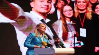 Başkan Doğandan 8 bin öğrenciye burs