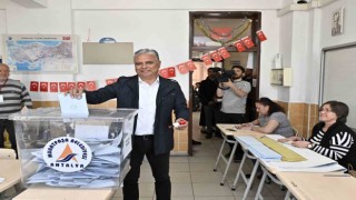 Başkan Uysal oyunu kullandı