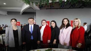 Başkan Yücel: Hizmet yolunda kadınlarımızla el ele vereceğiz