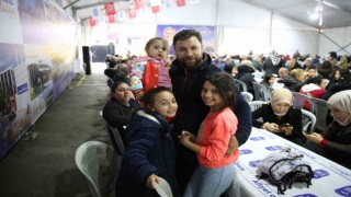 Binlerce vatandaş Eyüpsultanda dev iftar sofrasında buluşacak