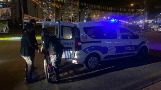 Bisikletiyle yolun karşısına geçerken minibüsün çarptığı kız yaralandı