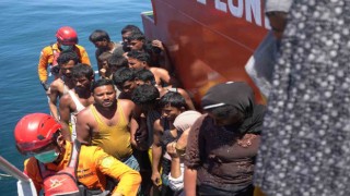BM: “Endonezyadaki tekne faciasında 76 Arakanlı Müslüman öldü veya kayıp”