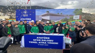 Bursada Atatürk Kapalı Spor Salonunun temeli atıldı