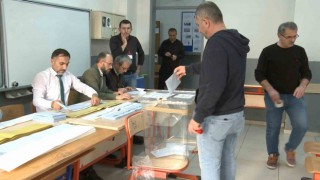 Bursada oy kullanımı başladı