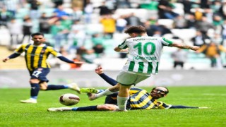 Bursaspor: “Futbolcularımızın emeklerini hiçe saymaya kimsenin hakkı yoktur”