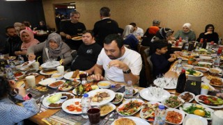 Büryan iftarda hem gözü hem de mideyi doyuruyor