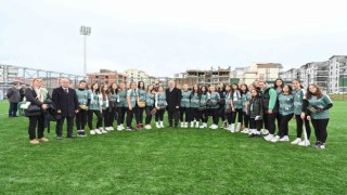 Büyükşehirden Nilüfere futbol sahası