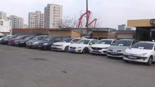 Çalıntı 40 otomobil yediemin otoparkında sergilendi