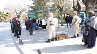 Çat Kapı Tiyatro Oyunu ile Çanakkale ruhu Meramda can buldu