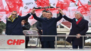 CHP lideri Özel: “Erdal Beşikçioğlu polis akademisinden değil beşikten komiser”