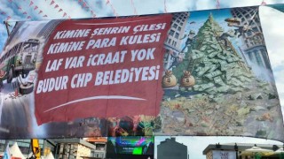CHPdeki para sayma skandalına pankartlı gönderme