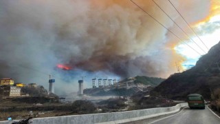 Çinde orman yangını: 3 bin 400 kişi tahliye edildi