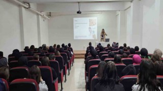 Çocuk gelişimi öğrencilerine aşı takvimi anlatıldı
