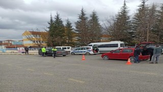 Çorum polisinin şok uygulamaları sürüyor