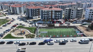 Denizli Büyükşehir Yenişafakta 3 parkı hizmete açtı