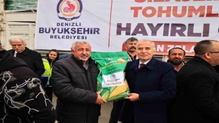 Denizli Büyükşehirden 3 yılda 210 tonluk silajlık tohum desteği