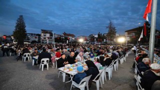 Denizli Büyükşehrin iftar sofrası bu kez Dokuzkavaklar Mahallesinde kuruldu
