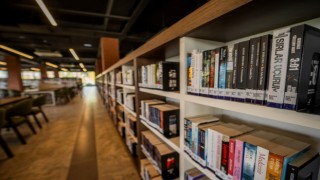 Derince Kütüphanesi 8 bin kitapla gençlere hizmet verecek