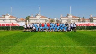 Dick Advocaatın çalıştırdığı Curaçao Futbol Milli Takımı, Antalyada kamp yapıyor