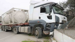 Direksiyon başında kalp krizi geçirerek kaza yapan şahıs hastanede hayatını kaybetti