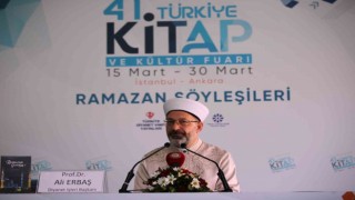Diyanet İşleri Başkanı Erbaş, İstanbulda söyleşi ve imza gününe katıldı