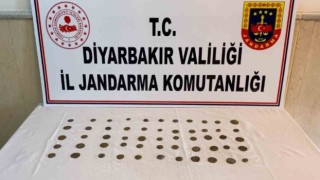 Diyarbakırda 57 adet muhtelif sikke ve tarihi eser ele geçirildi