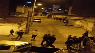 Diyarbakırda iki aile arasında silahlı kavga: 2 yaralı