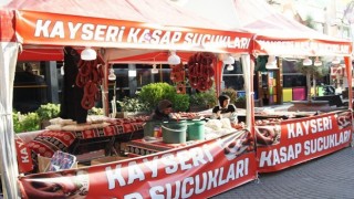 Diyarbakırda Sanat Sokağında yöresel lezzet fuarı devam ediyor