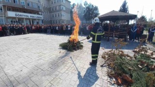 Dörtyolda öğrencilere ve personellere yangın eğitimi verildi