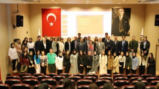 DPÜde “Edebiyatımızın Zarif Kalemleri Kadın Şairler” başlıklı panel