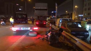 E-5 karayolunda motosiklet kamyonete arkadan çarptı: 1 ölü