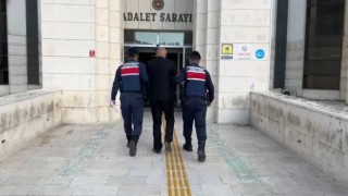 Edremitte iki terör şüphelisi yakalandı