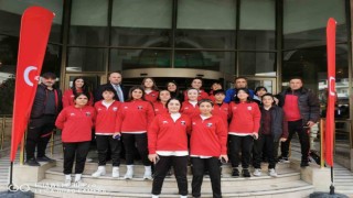 Elite World Van Otel kadın futbolcuları ağırladı