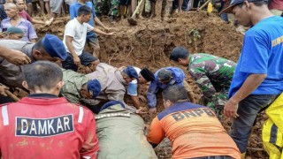 Endonezyadaki sel ve toprak kaymasında can kaybı 26ya yükseldi