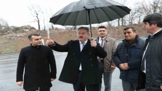 Erenköy Mahallesinde hummalı yol çalışması tamamlandı