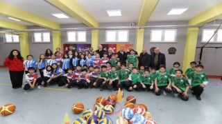 Erenlerde okullara tam destek