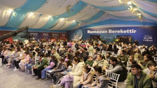 Esenlerde Ramazan coşkusu meydanlara taştı