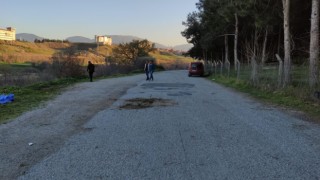 Eşi ile eski çalışanını parkta yakalayan koca cinnet getirdi: 1i ağır 2 yaralı