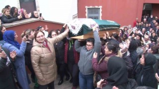 Eşi tarafından öldürülen Duygu Canın cenazesinde tabutunu kadınlar taşıdı