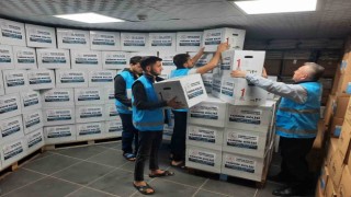 Eskişehirde KYK personelinden ihtiyaç sahiplerine imece usulü yardım