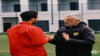 Eskişehirspor, Önder Karaveli yönetiminde ilk antrenmanını yaptı