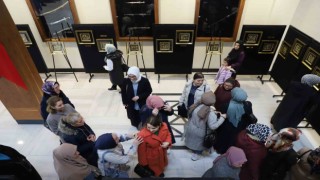 Esmaül Hüsna Sergisine yoğun ilgi