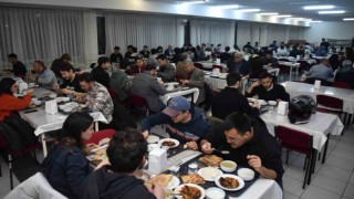ESOGÜ Yönetimi, öğrencilerle iftar yemeğinde buluştu